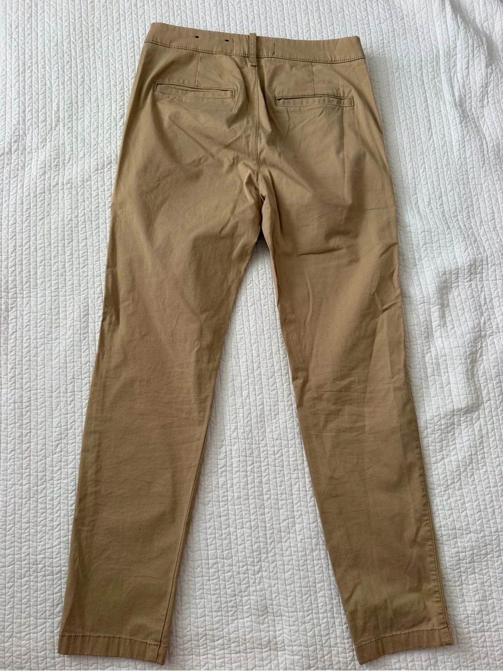 Hollister Men's Slim Chino Pants in Khaki